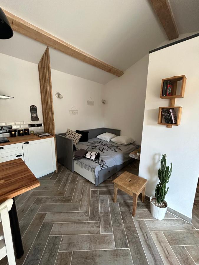 Charmant Studio Dans Villa - Jardin Privatif . La Seyne-sur-Mer Zewnętrze zdjęcie